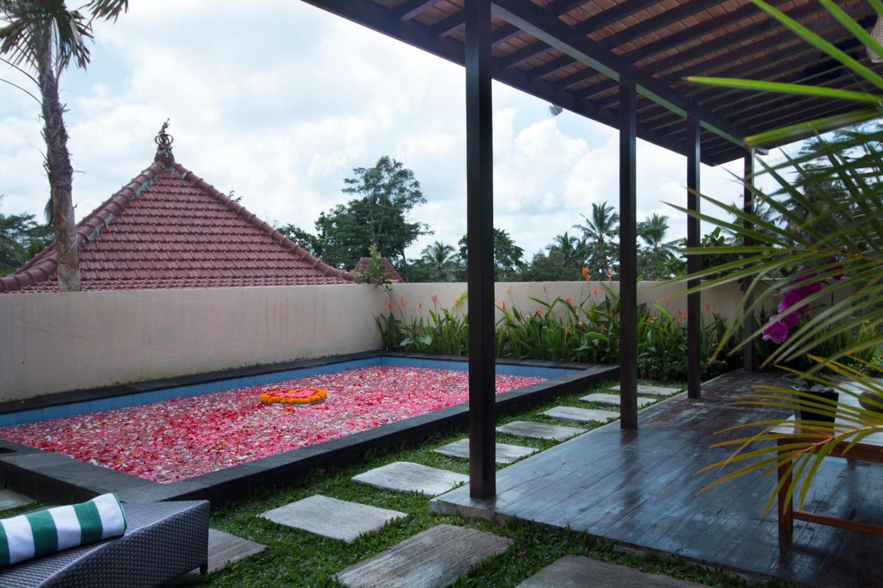 Vrindavan Ubud Villa เตกากาลัง ภายนอก รูปภาพ